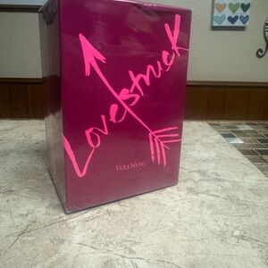 Vera Wang Lovestruck Pink Box